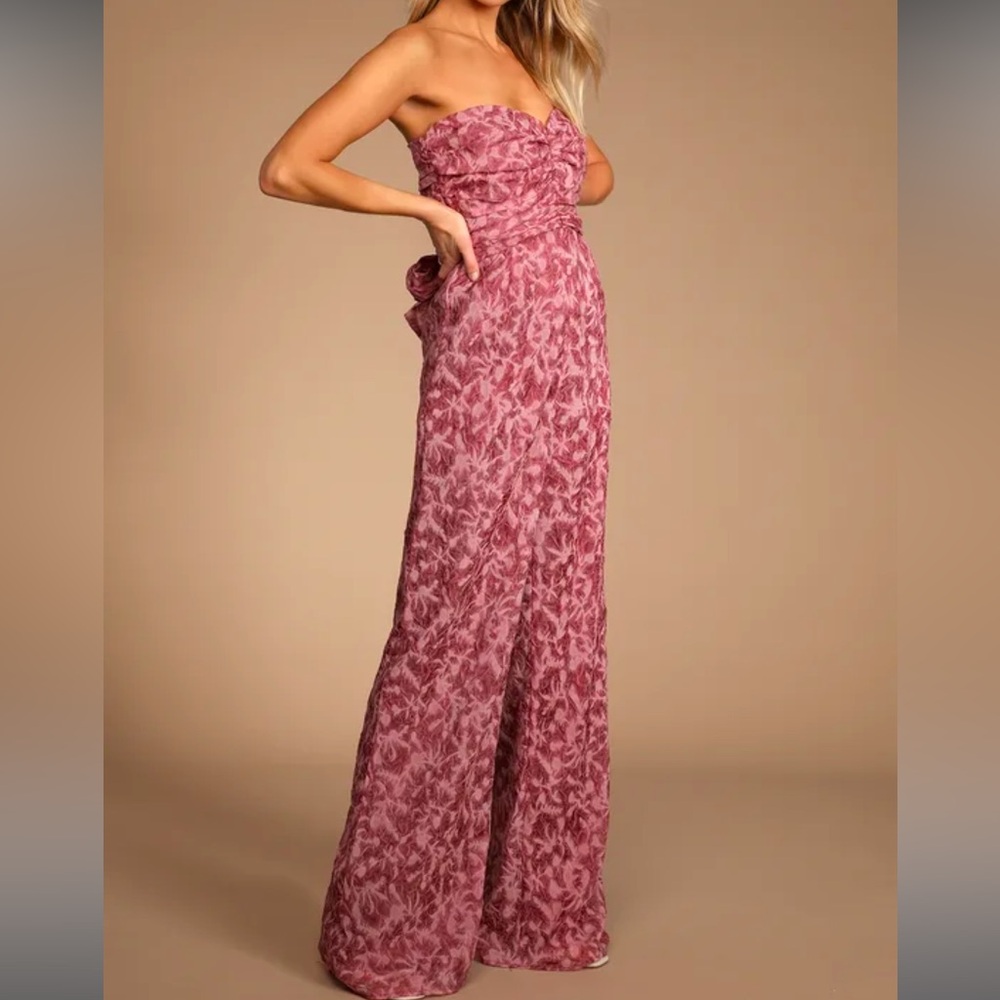 Straplesss Jumpsuit 💗